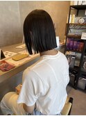 切りっぱなしボブ小顔スッキリダークカラーぷつっとカット