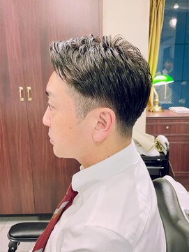 グレイスフルバーバーロンドン 大宮店(Graceful Barber London) 【40代 男性】ロンドン七三ナチュラル（大宮/バーバー）
