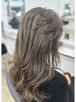 ファン(FUN)&nbsp;カラー/ブリーチ/ダブルカラー/ハイライト/韓国/柏/柏駅