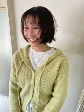 タヴィ(Tavi) ボブのフェイスレイヤーカット/ボブレイヤー/レイヤーボブ/ボブ