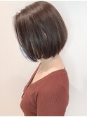 大人前下がりショートボブ耳かけ