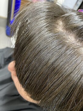 シーヘアーファクトリー(sii Hair Factory) 白髪でオシャレに♪