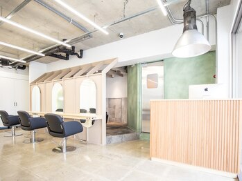 EIGHT oroku 那覇小禄店 【エイト】