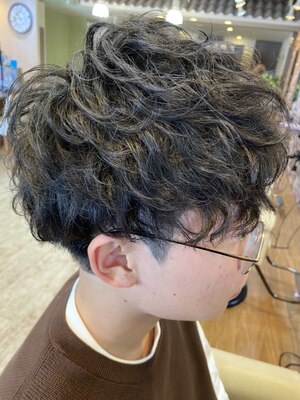 初めてのメンズパーマもお任せ♪再現性の高いカットで、毎朝のセットも楽になるヘアスタイルに！