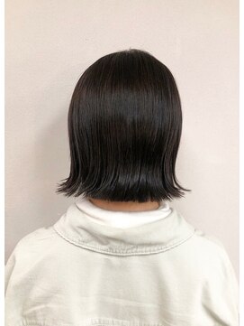 トップヘアー 玉島店(TOP HAIR) 《TOPHAIR 玉島店/ ちゃみ》パツっとボブ