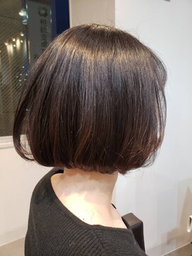 レディスペヘアーシータ(Redispe hair θ) 収まるボブ
