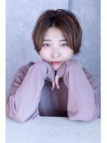 ユラギ(yuragi)&nbsp;yuragi鈴木　フェミニンショート×シナモンベージュ