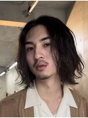 大人の黒髪ミディアムロング波巻きパーマツイストスパイラルヘア