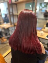 ナンバー リコ 名駅 ジャム 名古屋(N° rico JAM)&nbsp;チェリーレッド　ブラントカット　伸ばしかけミディアム