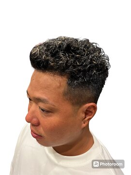 銀座マツナガ 神田店 30代40代大人オシャレ刈り上げ極道パーマ