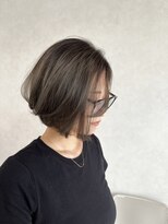 クリーム(CREAM)&nbsp;ショートボブ/シャドールーツ/グレージュ