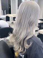 エイトサッポロ 札幌大通り店(EIGHT sapporo)&nbsp;White color