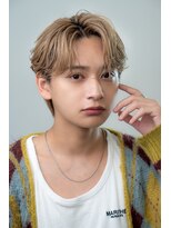 オーシャントーキョーオーバー(OCEAN TOKYO OVER) 韓国ヘアカルマニュアンスコンマバングセンターパート黒髪ウルフ