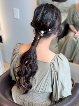 ケリーアン 太田(kelly.un) タイトローポニー / お呼ばれアレンジ / ヘアセット / 群馬太田