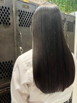 ネウィ 調布(newi)&nbsp;ロングレイヤーカット/美髪スタイル/アッシュブラック