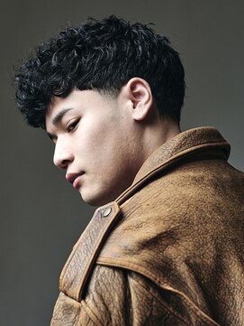 オーシャントーキョー ホワイト 原宿(OCEAN TOKYO WHITE) テーパーフェードスペインカール波巻きスパイラル