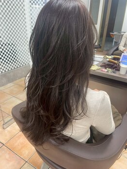アース 柏店(HAIR&MAKE EARTH)の写真/☆柏でオススメ☆白髪染めを綺麗に染めたいあなたへ！ダメージを抑えて、艶やかな大人髪へ導きます！