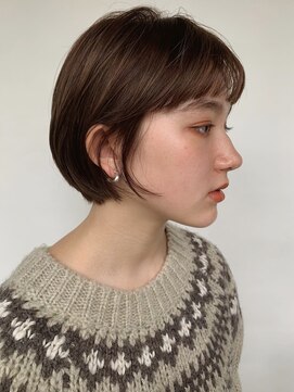 ナル(nalu.) ショート / ショートボブ /ワイドバング / ベージュ