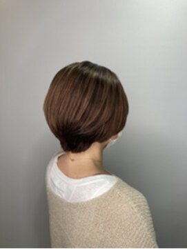 ルビナ 調布店(LViNA) フェミニンショートボブ