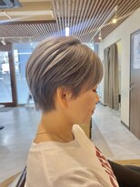 ブリッツレボルト(BLITZ R EVOLUT)&nbsp;あやか流！ハンサムショート×暗めシルバー