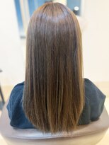 ヴィヴァーチェイルソーレ(VIVACE ilsole)&nbsp;20代30代40代シークレットハイライトアッシュベージュ透明感