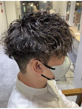 リタ(rita.) 林　直人　メンズ　ツイストスパイラルパーマ