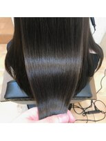 ラーヴァ(raaba.) 髪質改善SILK(クリスタル)高濃度水素ヒト幹細胞トリートメント