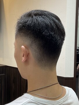 ヘアクリニックカルム 日暮里(Hair Clinic Calme) フェードカット スキンフェード バーストフェード