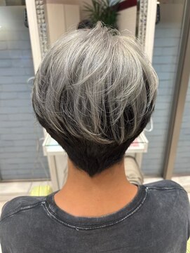 ビス リアン 川口店(Vis lien) 20代30代透明感暗髪アッシュブルーグレージュ