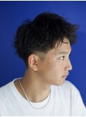 10代20代メンズショート無造作パーマツーブロ