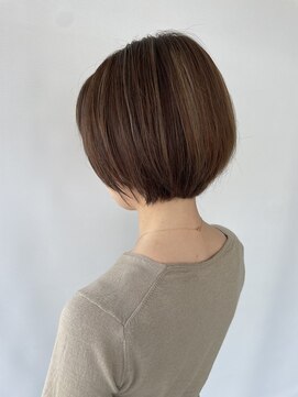 ヘアデザイン アンジェロ(Hair Design Angelo) 大人ショートボブ/耳かけボブ/20代/30代/40代