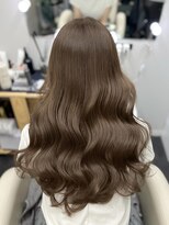 アマトウキョウスマートサロン(AMA TOKYO×Smart Salon)&nbsp;ヘーゼルベージュ　ブリーチなし　レイヤーカット　海外風