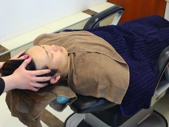 クレス 戸田店 メンズ店(CLESC)の写真/【育毛促進・リラクゼーション】頭皮や髪・心境に沿った内容を作るヘッドスパが魅力!自分へのご褒美にも◎