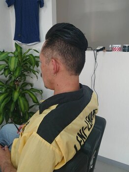 コムバイトレーズマン(Kom by TRADESMAN)の写真/周りと差をつける、映えるStyleをライフスタイルや好みに合わせ創り出していきます[矢部/淵野辺]