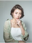 フェミニンボブ