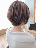 くびれレイヤーインナーカラーアッシュオリーブボブウルフ