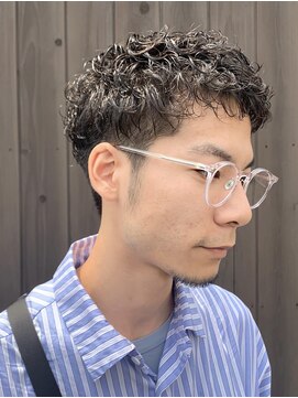 シン カフネ(Shin Kafune) 眼鏡にマッチするハードパーマ/アッシュブラック/前髪パーマ