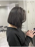 シンプルボブ×グレージュ
