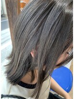 バズ(BUZZ) 透明感たっぷり柔らかグレージュ*ブルベ夏