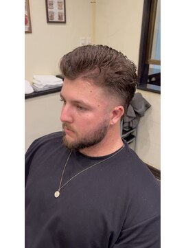 スカイマスターバーバー 渋谷(SKY MASTER BARBER) スキンフェード[床屋/シェービング/渋谷]