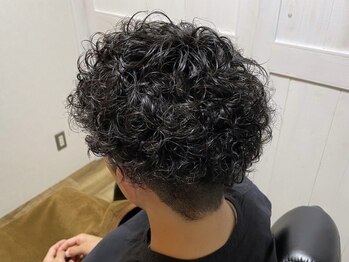 メンズサロン ハレ(HARE)の写真/扱いやすく再現性の高いカット技術で毎日のセットが思い通りになります◎ONもOFFもキマるスタイルに！