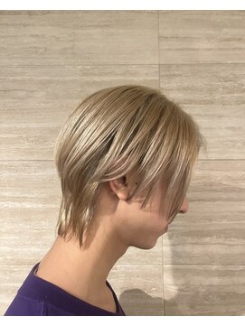 ヘアー スニップ(hair snip) 韓国風ブロンドウルフカット【上桂/桂】