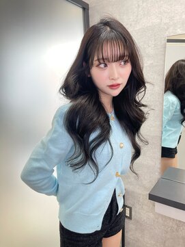 リリー(Lilley) くすみベージュ×姫カットレイヤー×韓国風巻き【ayana】