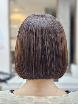 ステデイ(steady) ツヤさらボブ