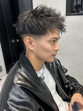 ファミリア 新宿(familiar) ジェットモヒカン　ツイストパーマ