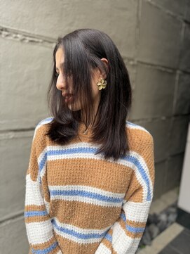 ブロンド(Blonde) ミディアムレイヤー　ブラウン