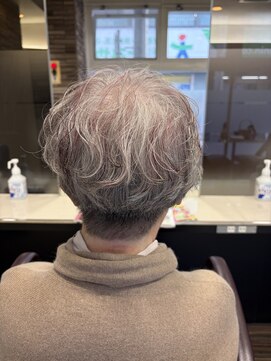 アロ 調布店(ARO) 白髪ぼかし・ショートボブ