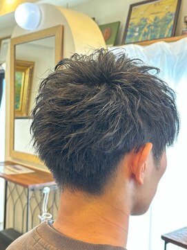 フェリーク ウジヤマダ(feerique UJIYAMADA) パーマ残りを活かしたメンズカット