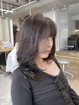 ウェイズ トウキョウ(Ways TOKYO)&nbsp;多毛さんにおすすめ軽ろやかに動いてまとまるミディアムレイヤー
