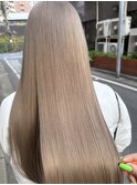 ミルクティーベージュ